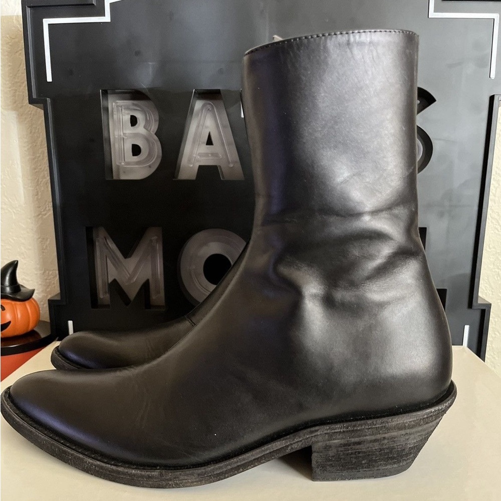 Evening Western Chelsea Zip Boot Black Leather